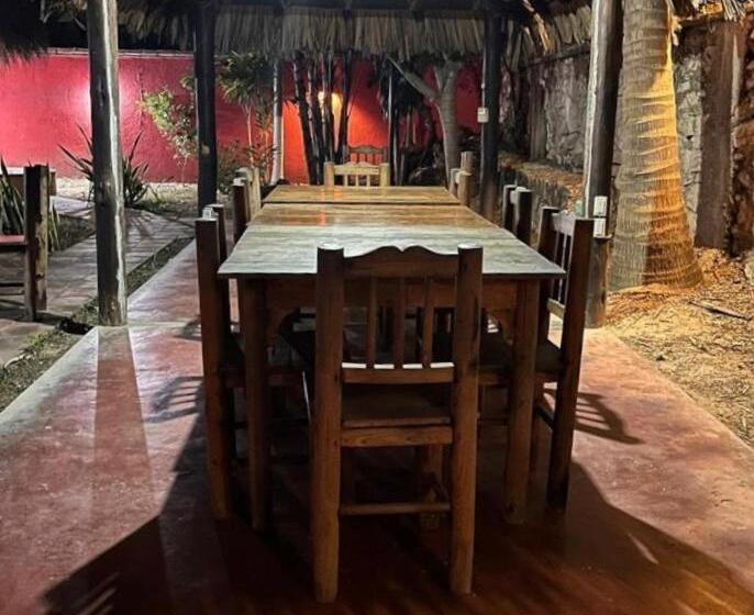 فندق Rancho Escondito