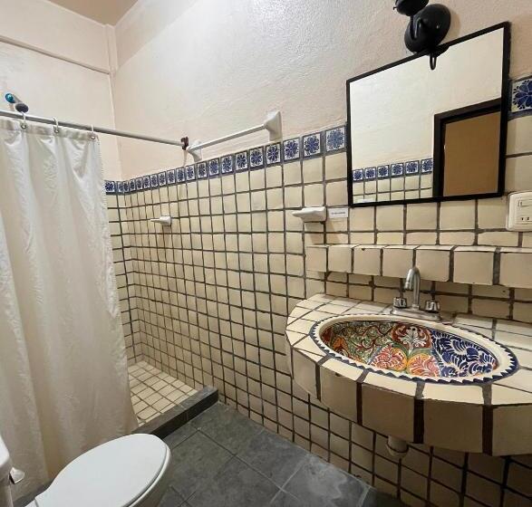 فندق Rancho Escondito