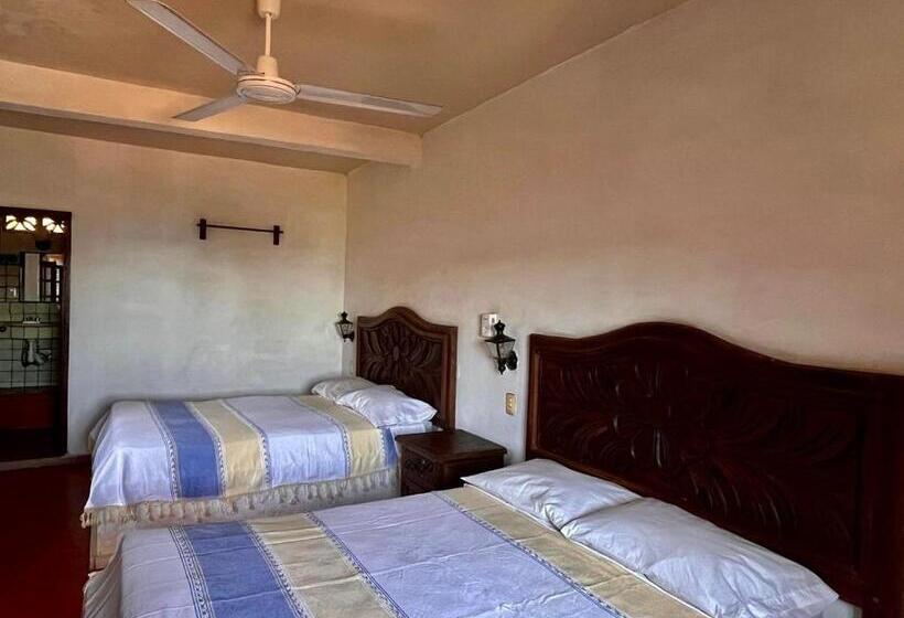 فندق Rancho Escondito