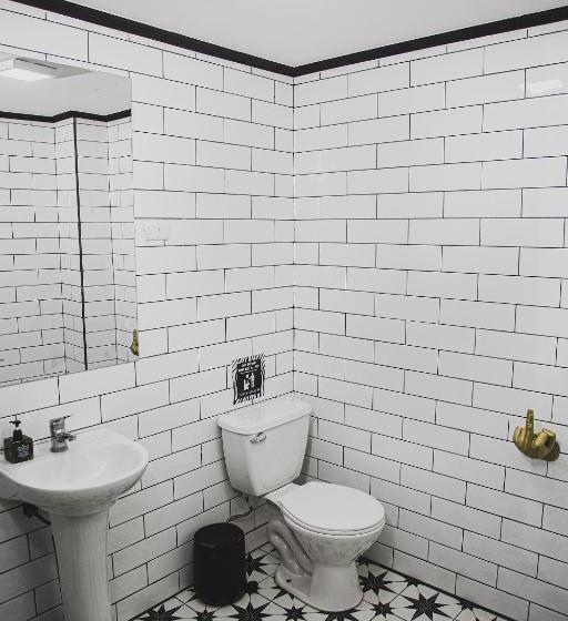 هتل Velero Cavancha