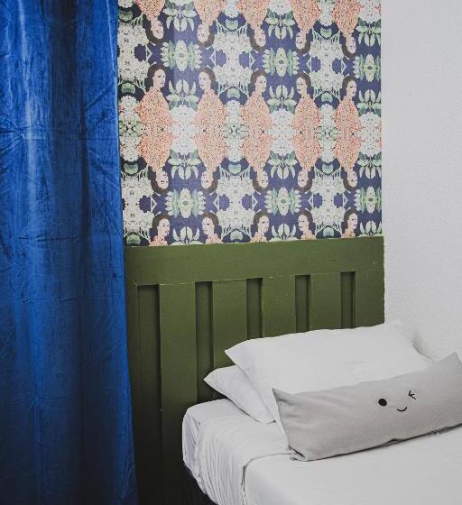 هتل Velero Cavancha