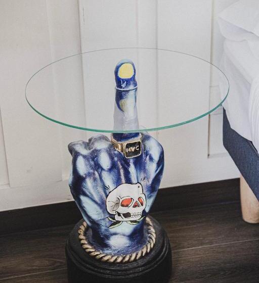 هتل Velero Cavancha