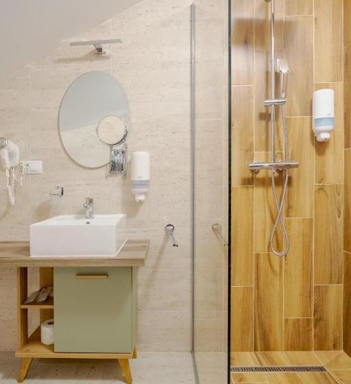 膳宿费 Casa Pe Vale