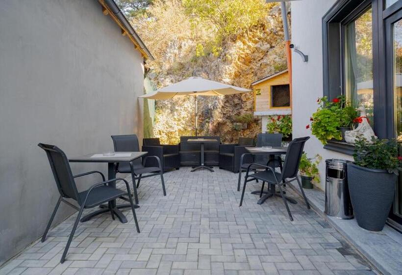 膳宿费 Casa Pe Vale