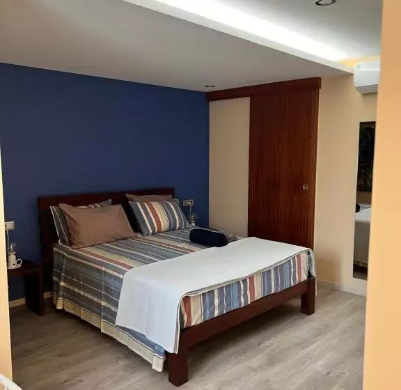 پانسیون Orietta Residencial