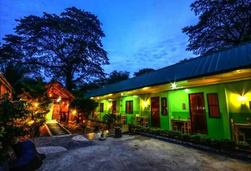 پانسیون Oyo 623 Totem Guesthouse