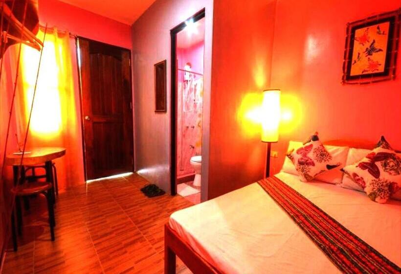 Pension Oyo 623 Totem Guesthouse