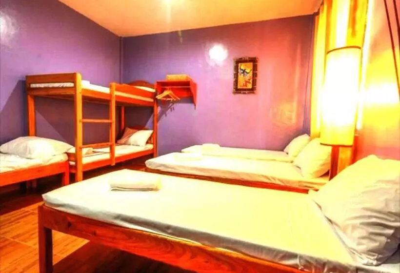 پانسیون Oyo 623 Totem Guesthouse