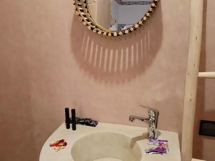 ペンション Riad Malayine