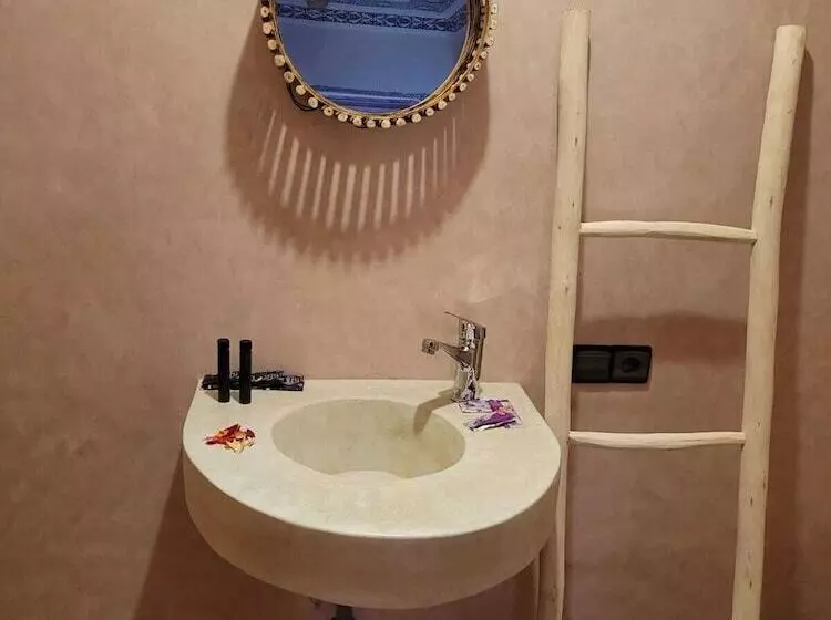 ペンション Riad Malayine