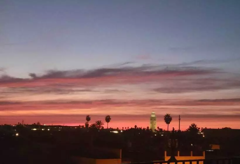 ペンション Riad Malayine