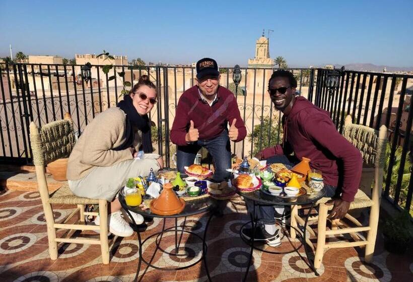 پانسیون Riad Malayine