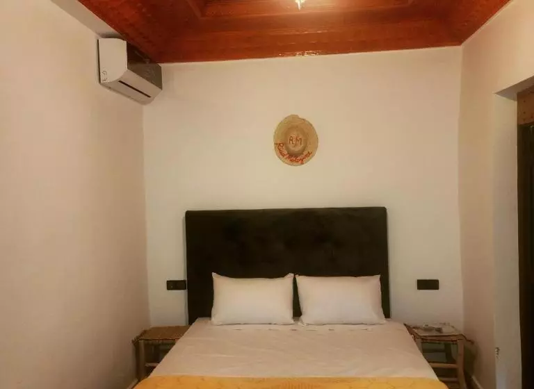 ペンション Riad Malayine