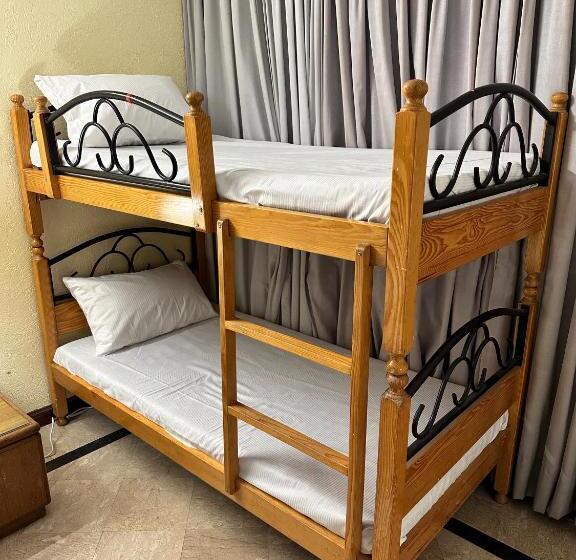 پانسیون White House Cottages