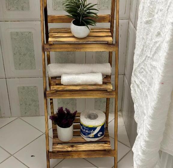 پانسیون White House Cottages