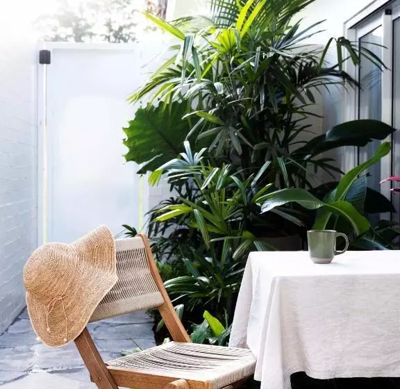 Tallowwood House Luxury Bed & Breakfast