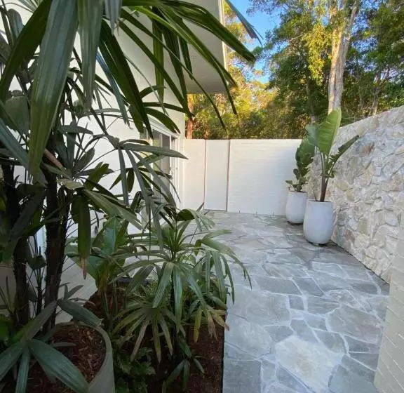 Tallowwood House Luxury Bed & Breakfast