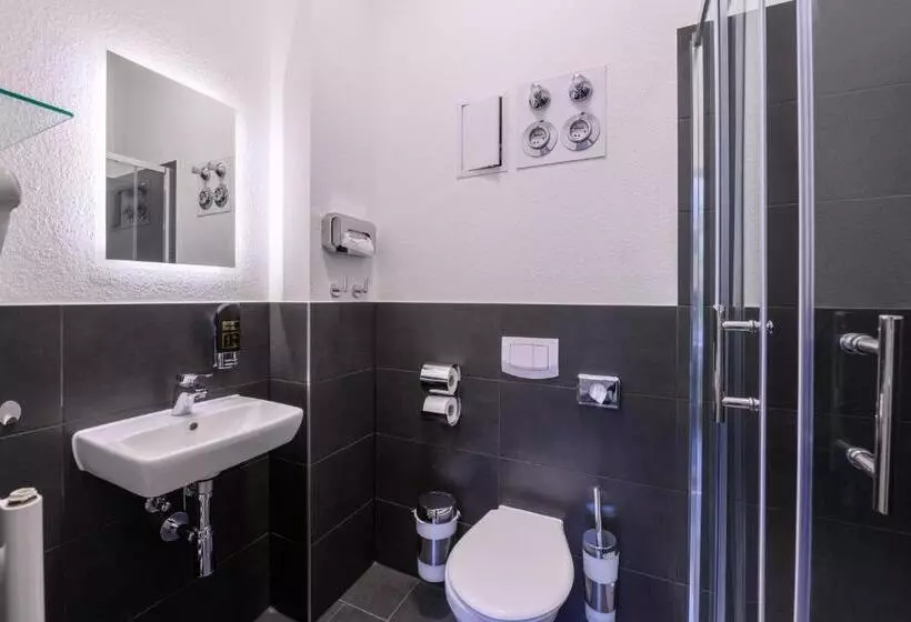 Royale Apartaments Central City Cologne
