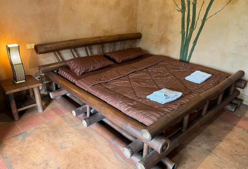 酒店 Akha River House Cr