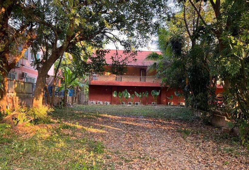 酒店 Akha River House Cr