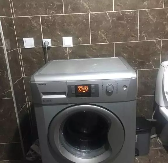 هتل David Zhorzholiani