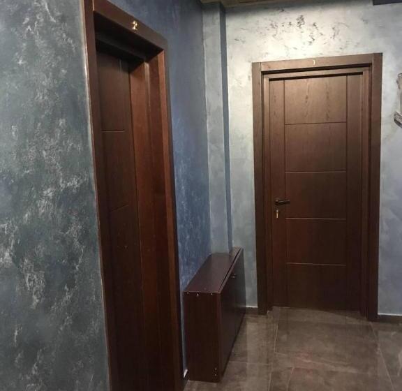 هتل David Zhorzholiani