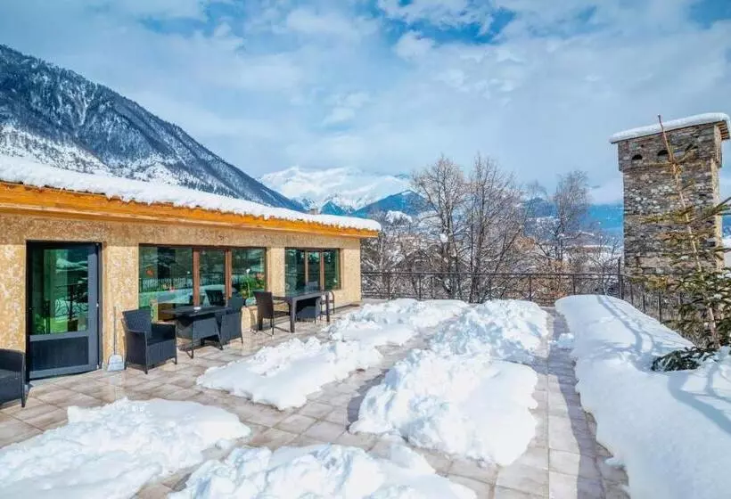 هتل David Zhorzholiani