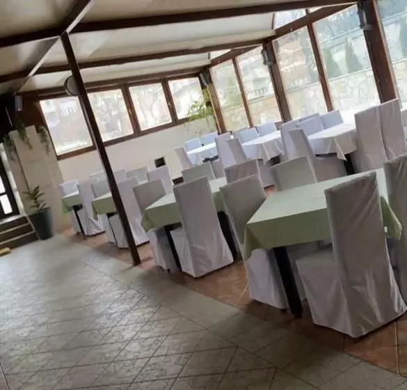 هتل Inn Požarevac