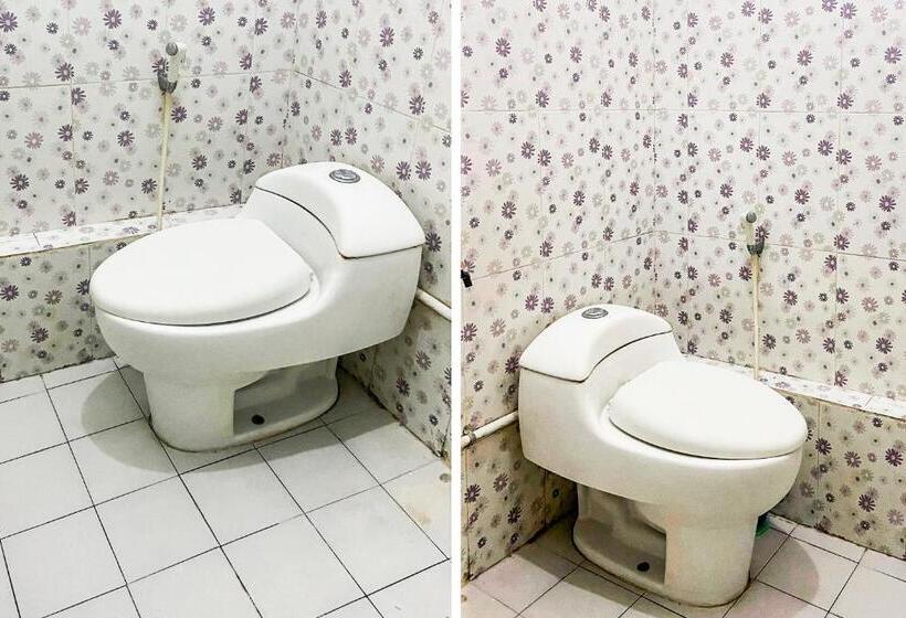 Hotel Oyo 92060 We Bro Kost