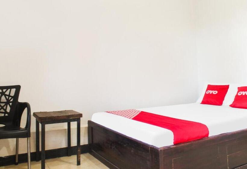 Hotel Oyo 92060 We Bro Kost