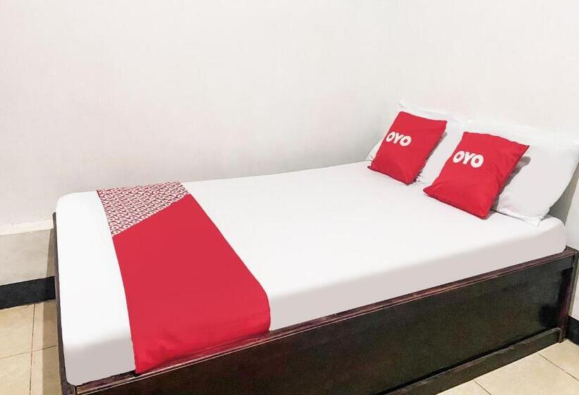 Hotel Oyo 92060 We Bro Kost