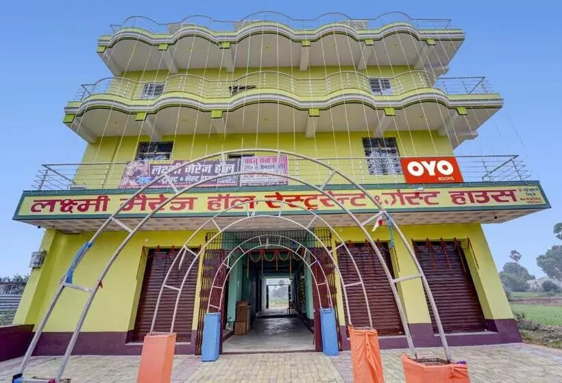 Hotelli Oyo Flagship 80601 Laxmi Marriage Hall Guest House And Restaurant