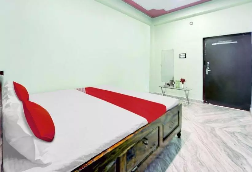 Hotelli Oyo Flagship 80601 Laxmi Marriage Hall Guest House And Restaurant