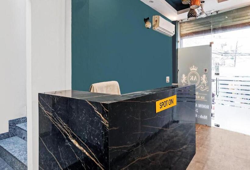 ホテル O Ak Residency