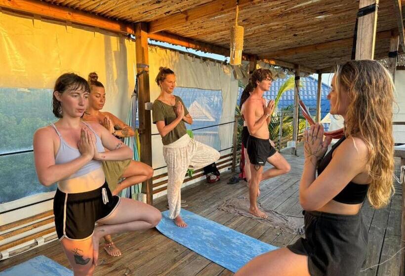 Jambiani Backpackers Hostel