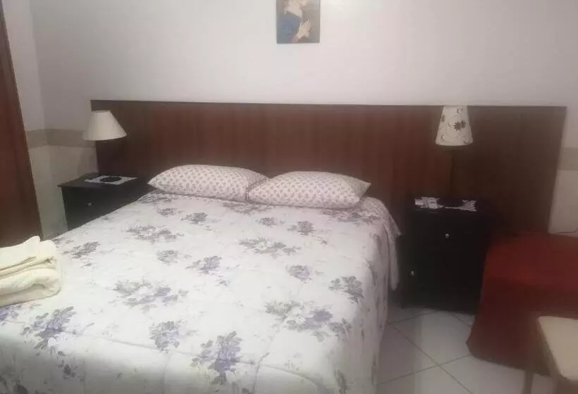 Majatalo Antico Portale   Host Roberto