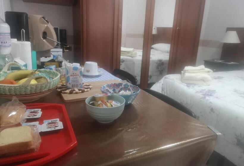 פנסיון Antico Portale Host Roberto