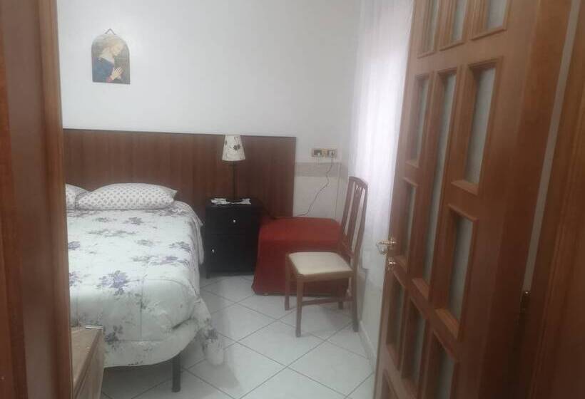 פנסיון Antico Portale Host Roberto