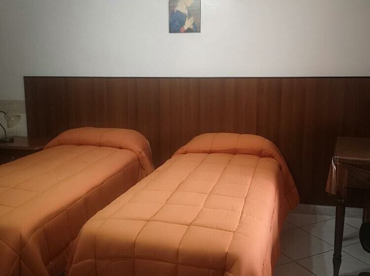 פנסיון Antico Portale Host Roberto