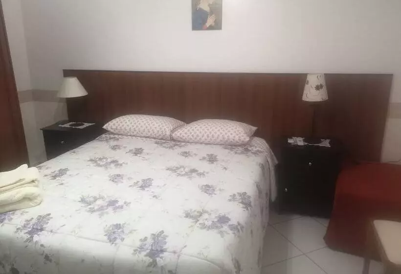 Majatalo Antico Portale   Host Roberto