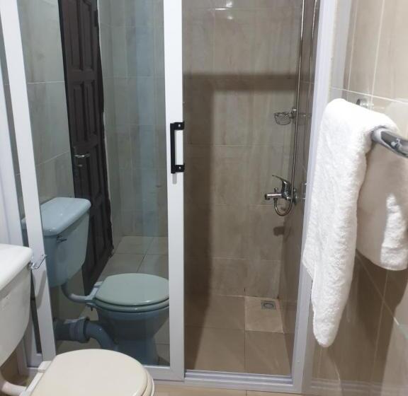 פנסיון Fresh Air Lodge