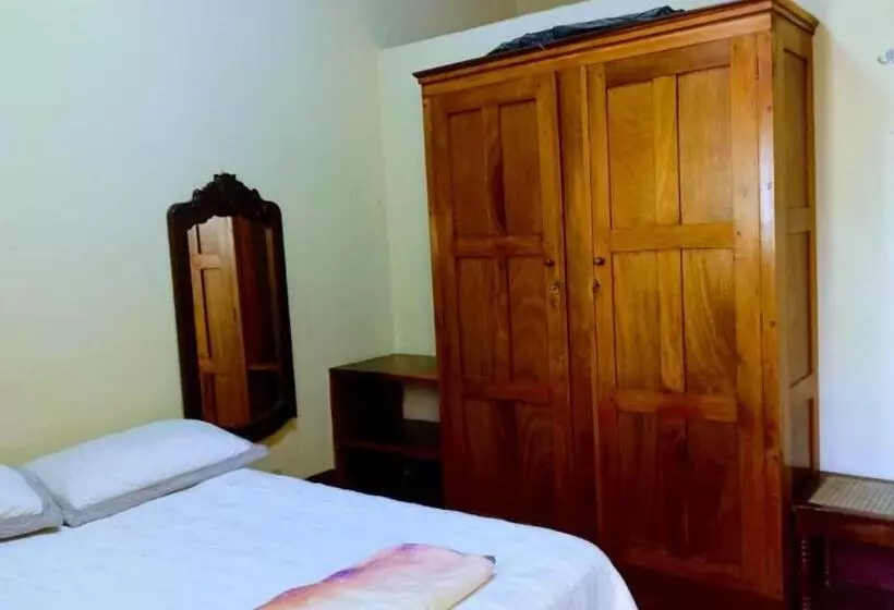 ペンション Hostal Casa Belinda