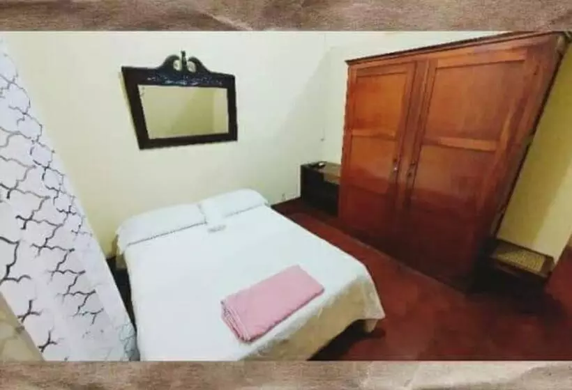 ペンション Hostal Casa Belinda