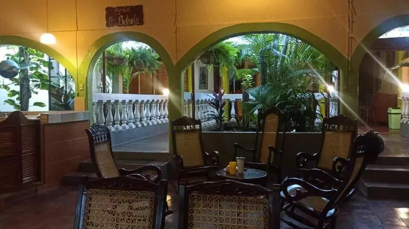 ペンション Hostal Casa Belinda
