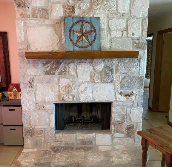 Majatalo Ranchito Cabin In Hondo