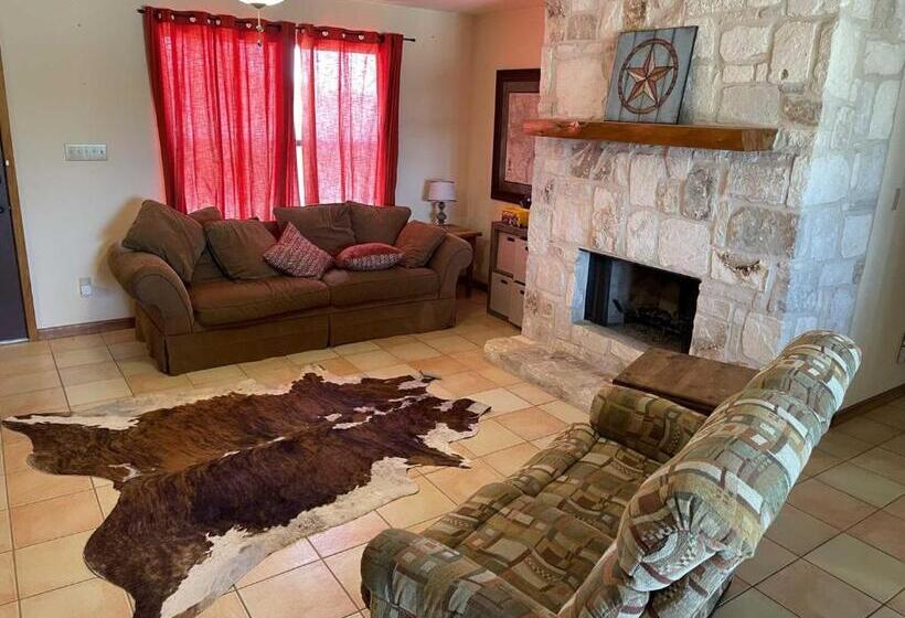 Pensjonat Ranchito Cabin In Hondo