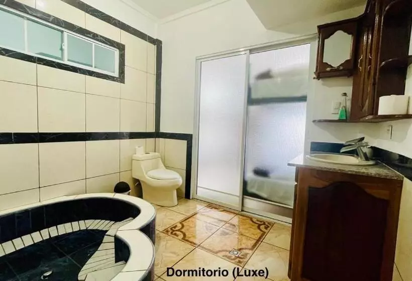 پانسیون Samay Hostel