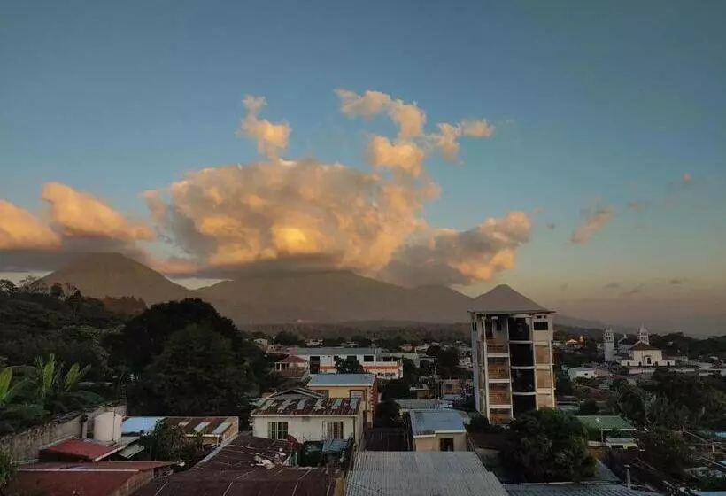 پانسیون Samay Hostel