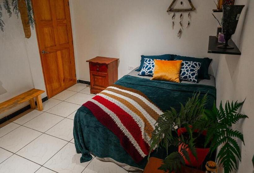 پانسیون Samay Hostel