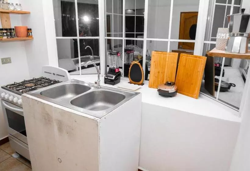 پانسیون Samay Hostel